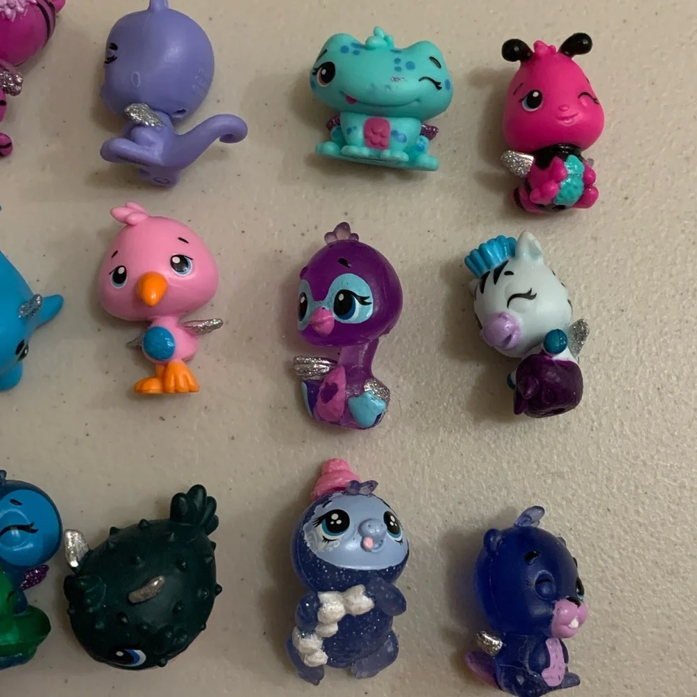 HATCHIMALS CollEGGtibles Huge Lot 26 Animal Figures Whale,Penguin,Cat,Horse Etc